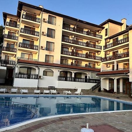 Spacious Fully Furnished Studio In Kavarna Apart Hotel Exterior foto