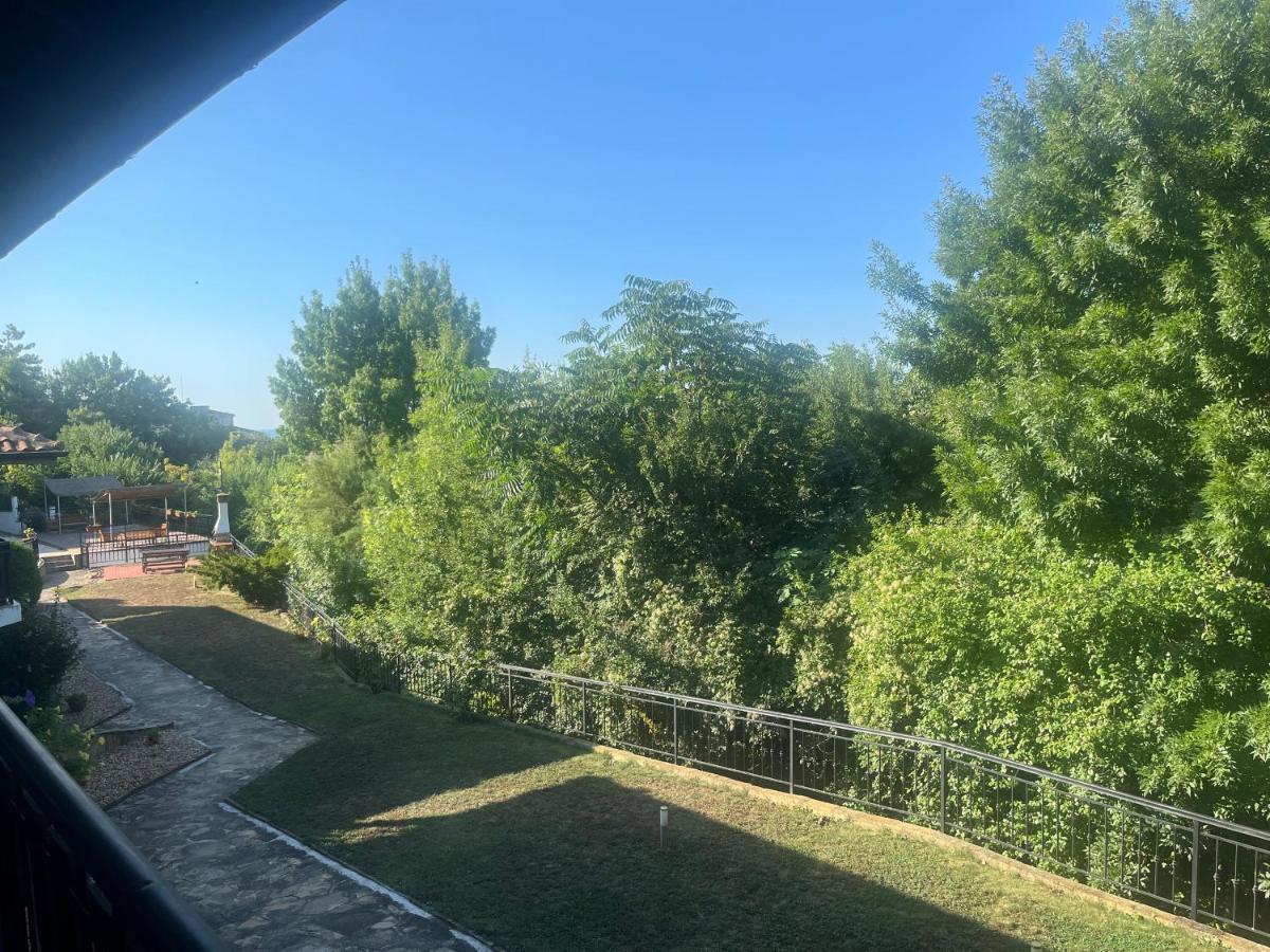 Spacious Fully Furnished Studio In Kavarna Apart Hotel Exterior foto