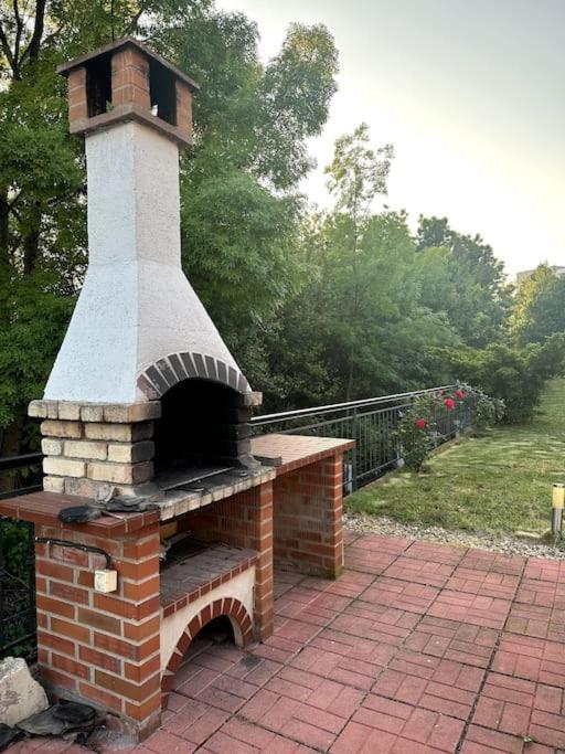 Spacious Fully Furnished Studio In Kavarna Apart Hotel Exterior foto